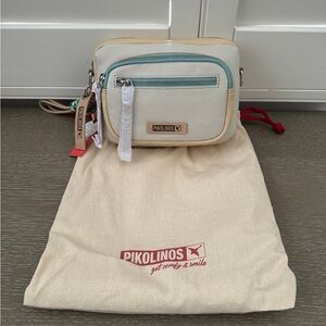 Pikolinos cross body bag